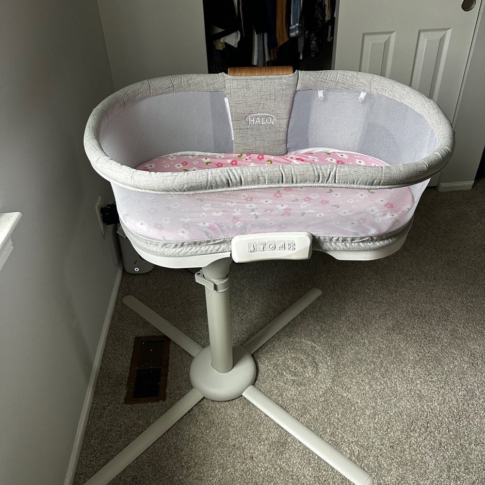 Halo Bassinet Luxe Series